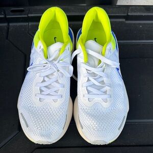 Nike Zoom invincible run fly knit White and Neon Green Athletic Shoes